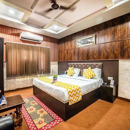 Hotel Fabexpress Landmark Awadh Lucknow Esterno foto