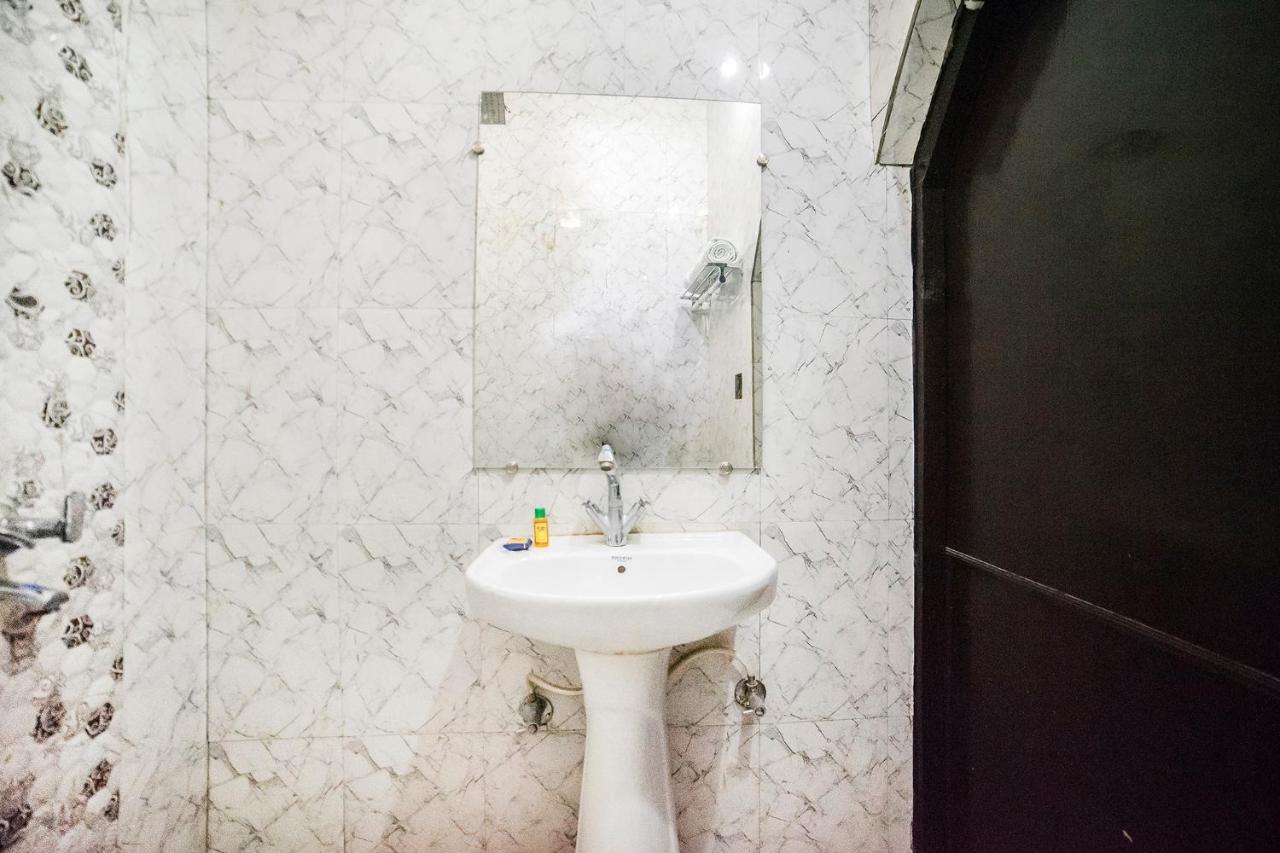 Hotel Fabexpress Landmark Awadh Lucknow Esterno foto