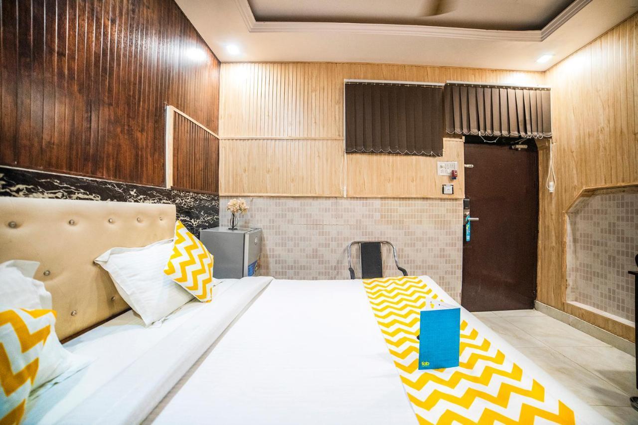 Hotel Fabexpress Landmark Awadh Lucknow Esterno foto